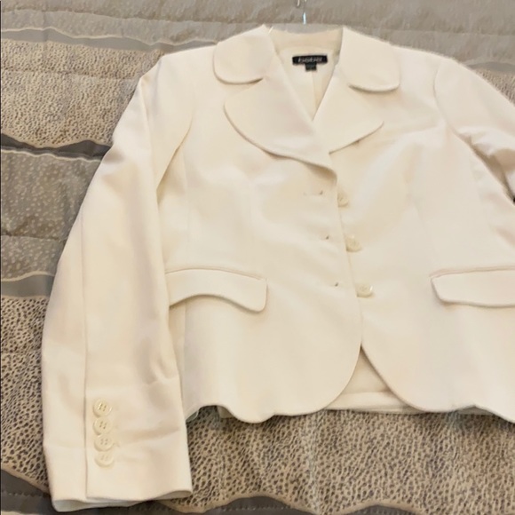 Bebe Jacket - Picture 6 of 7